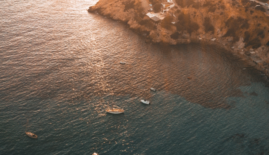 Discover the world's most coveted experiences.. Our curated adventures blend effortless style with insider access, designed for those who travel differently.